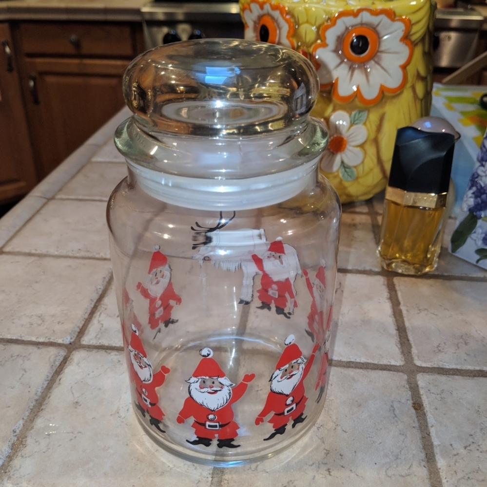 Vintage George Briard Santa Christmas Glass Can
